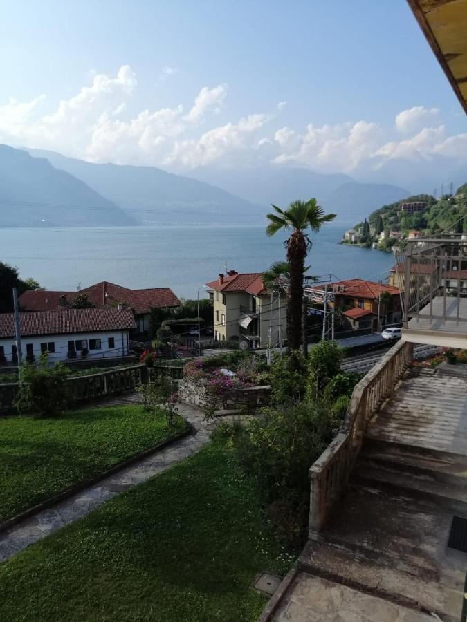 Casa Vittoria Lägenhet Dervio Exteriör bild