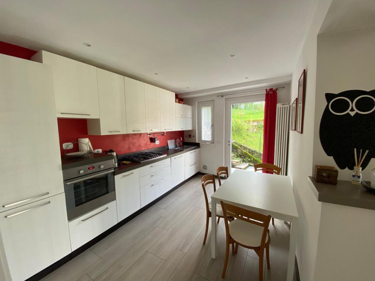 Casa Vittoria Lägenhet Dervio Exteriör bild