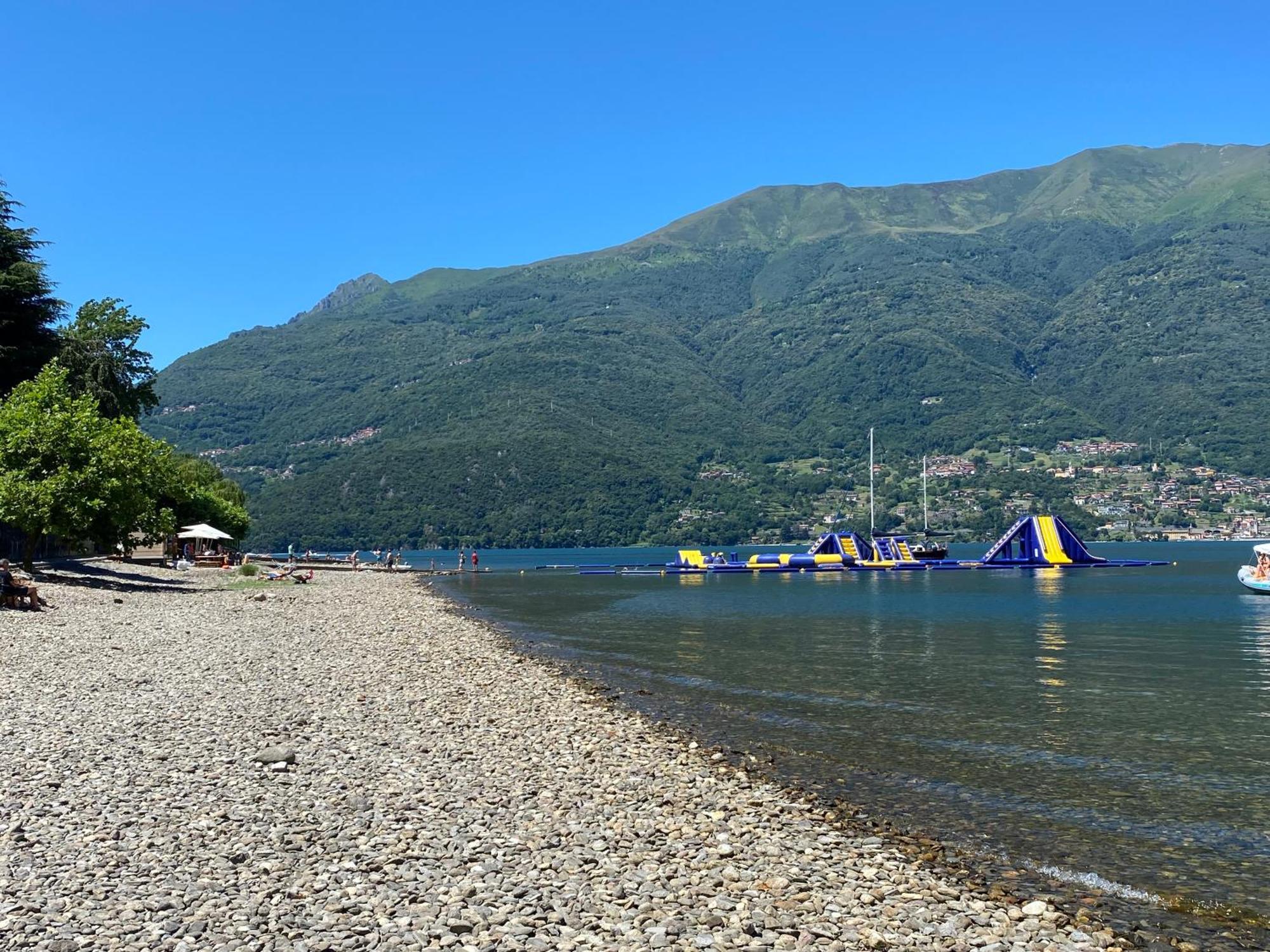 Casa Vittoria Lägenhet Dervio Exteriör bild