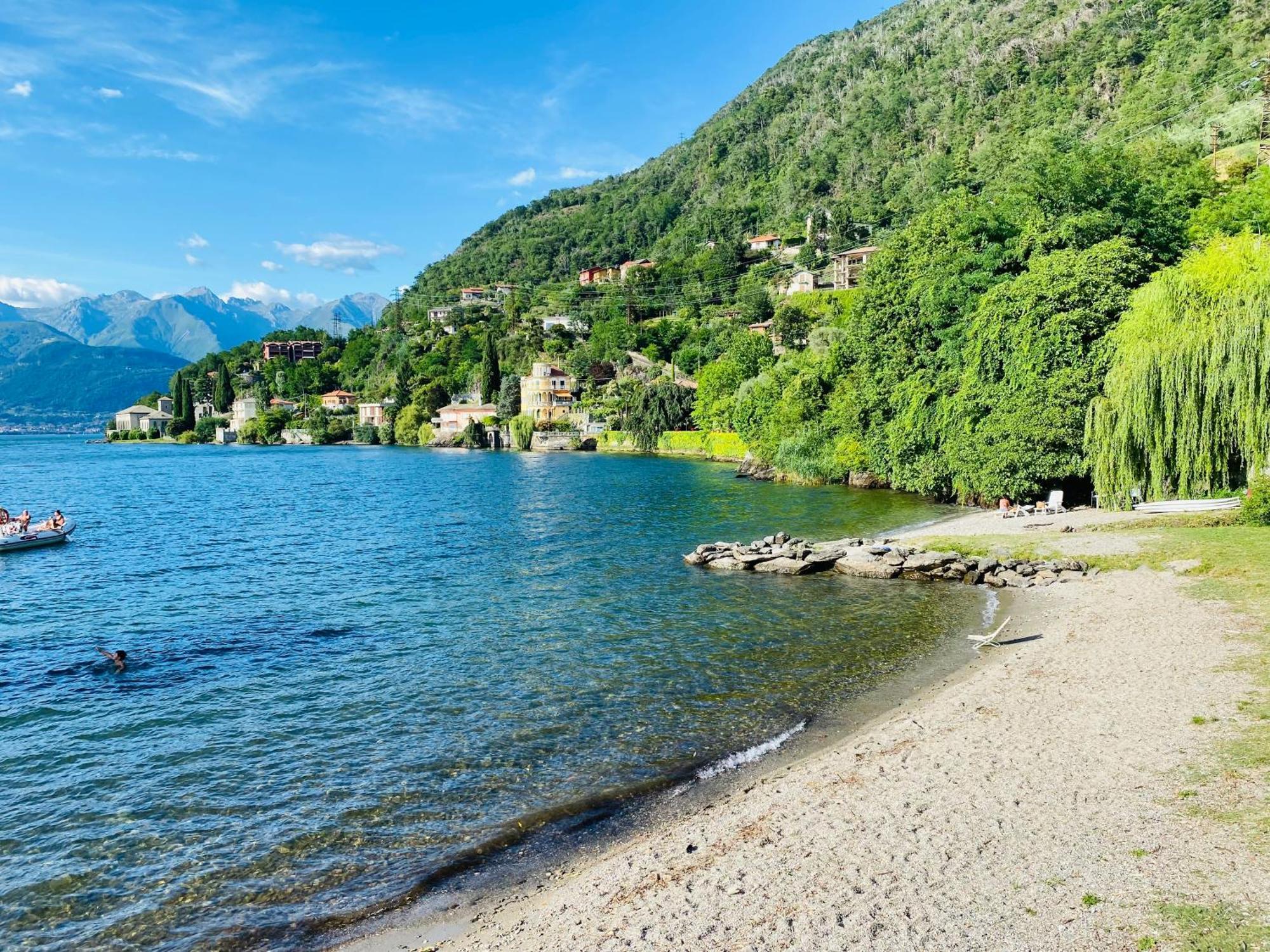 Casa Vittoria Lägenhet Dervio Exteriör bild
