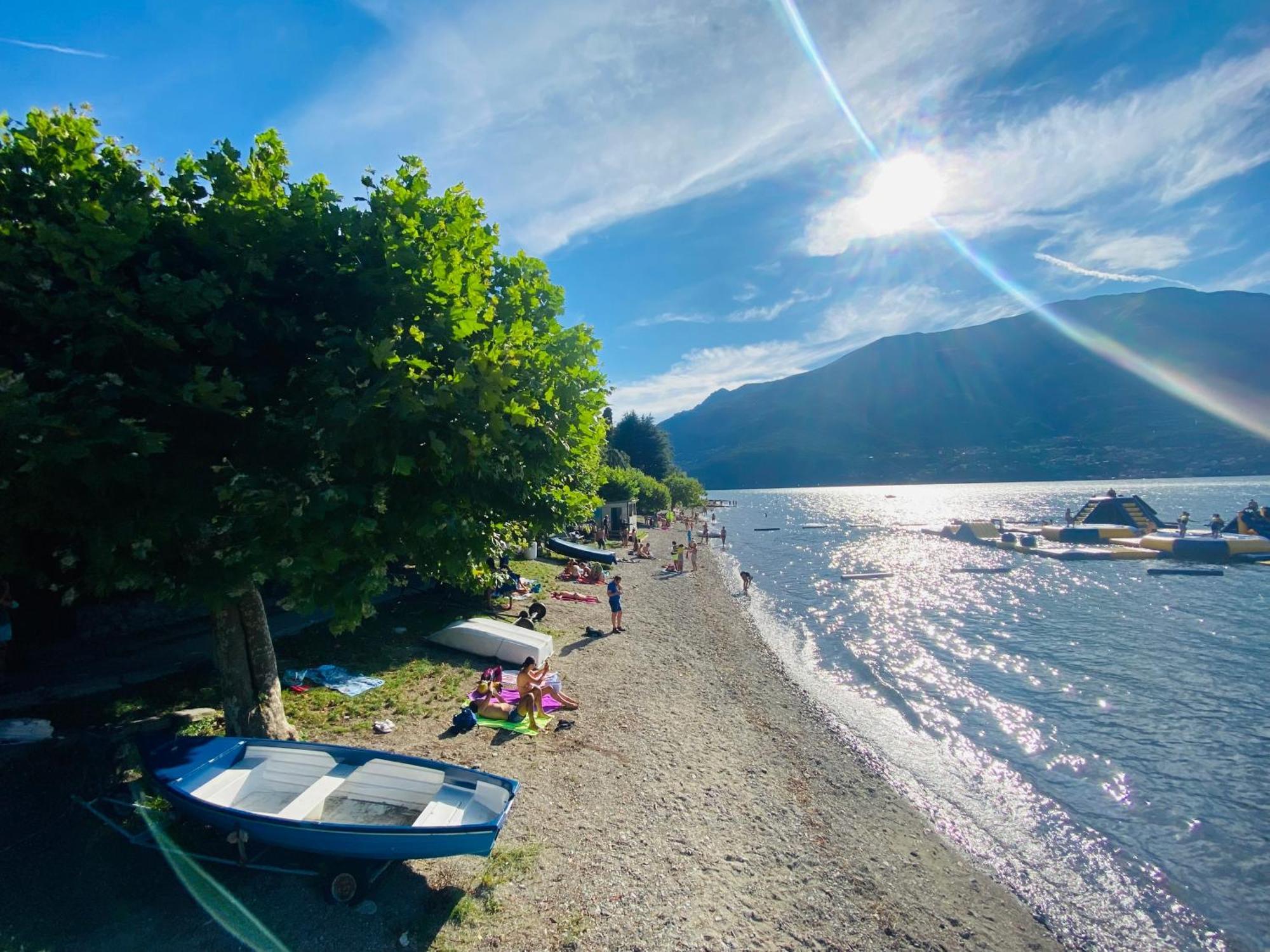 Casa Vittoria Lägenhet Dervio Exteriör bild