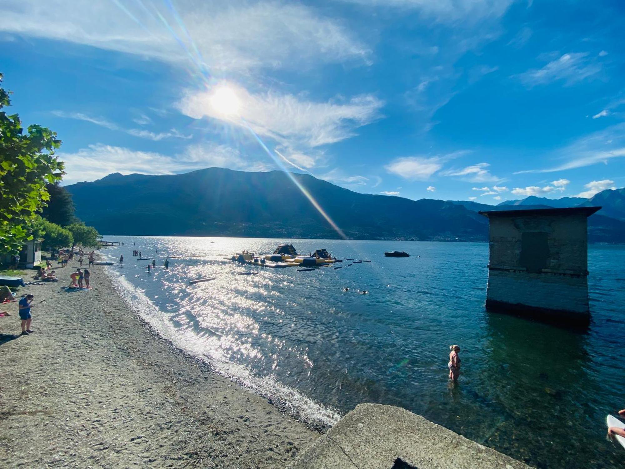 Casa Vittoria Lägenhet Dervio Exteriör bild